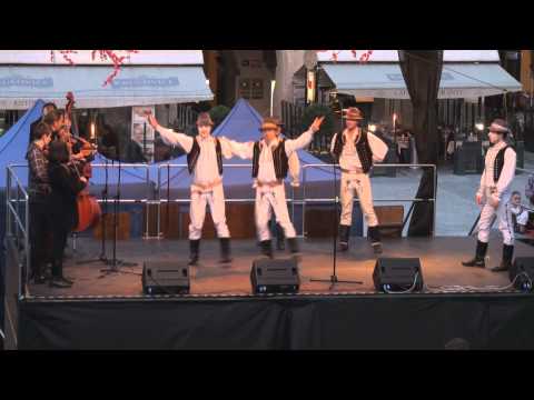 FS Šarvanci - Staroměstské náměstí, Praha, 2.4.2011 - Velikonoční trhy