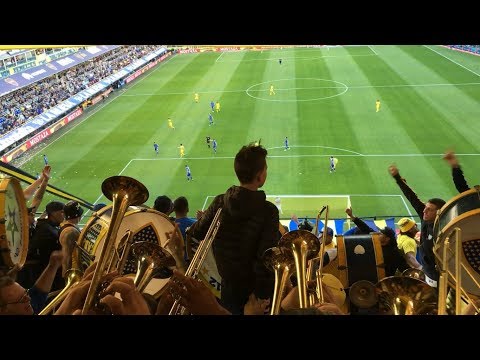 "La azul y oro es mi pasión la llevo en el corazón - Boca Godoy Cruz 2017" Barra: La 12 • Club: Boca Juniors