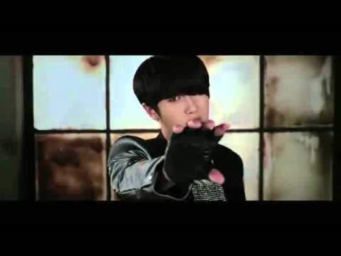 111230 KIM HYUN JOONG fancam   KBS AWARDS Opening   YouTube 6