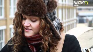 ALLIE MOSS - CORNER (BalconyTV)