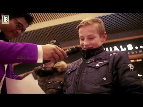 The love game inhuren of boeken?