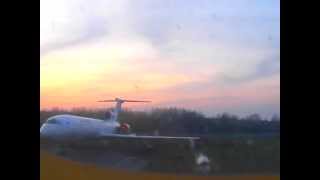 preview picture of video 'Rossiya Airlines A320 flight FV504 evening departure from Khabarovsk'