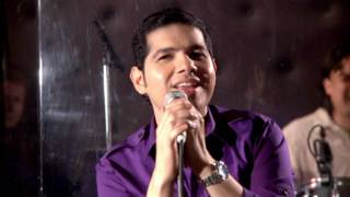 Amigos especiales Lyrics English Translation