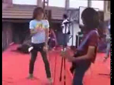 Killing Me Inside - Suicide Phenomena (footage)