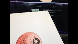 Mike Hunt - Looking For Puzzy Is Easy