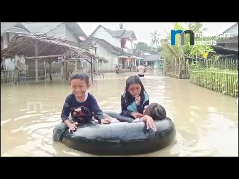 ERITAN WARGA DESA IDAMAN TERKURUNG BANJIR BERKEPANJANGAN