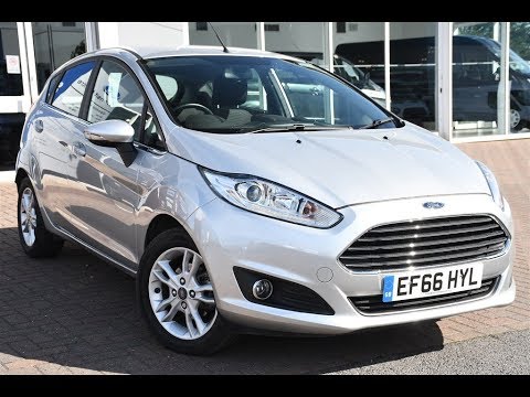 Used Ford Fiesta 1.25 82 Zetec 5dr Moondust Silver 2016