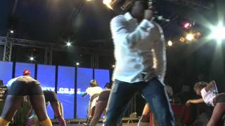 Demarco and Redsan Perform Steadywine/ Kude Kude At The Carnivore.Courtesy Grapevine