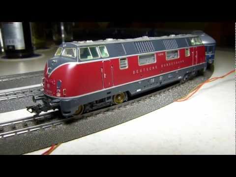 16. Stummi-Treff WN,  36  V 200 018 mit Blauer Enzian - Motorstart und langsame Fahrt