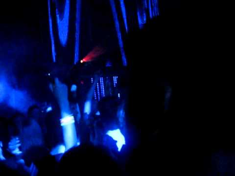 Avicii - Bromance/In The Air(by TV Rock)