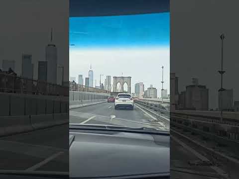 Brooklyn bridge to MANHATTAN 🤩 12/27/2022