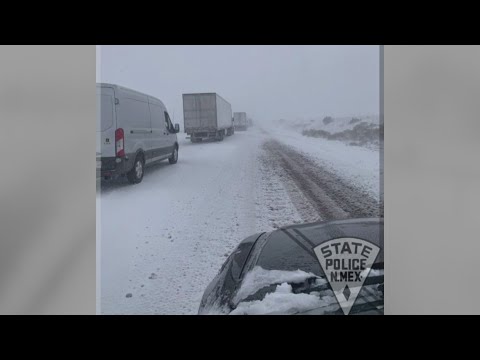 Multiple-vehicle crashes close all westbound I-40 on-ramps in Santa Rosa