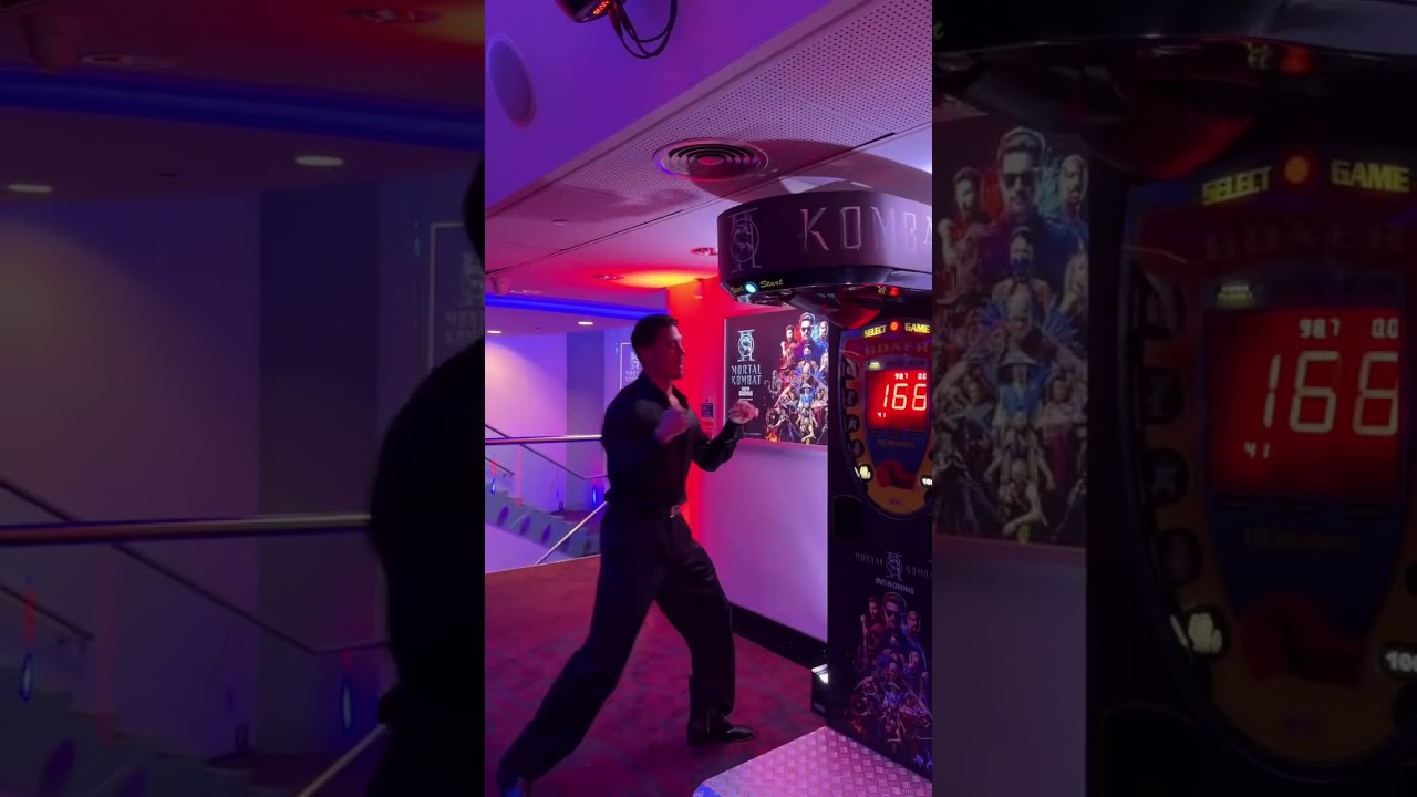 When the training for MORTAL KOMBAT II pays off. London welcomes Lewis Tan!