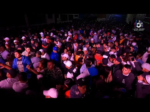 Mix: La Tierra de Mis Amores / La Pulguita / Mi Tamborera - Chacalon Jr - San Jacinto (En Vivo)