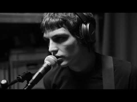 Fuzz Club Session: Sei Still - Soldados Caídos