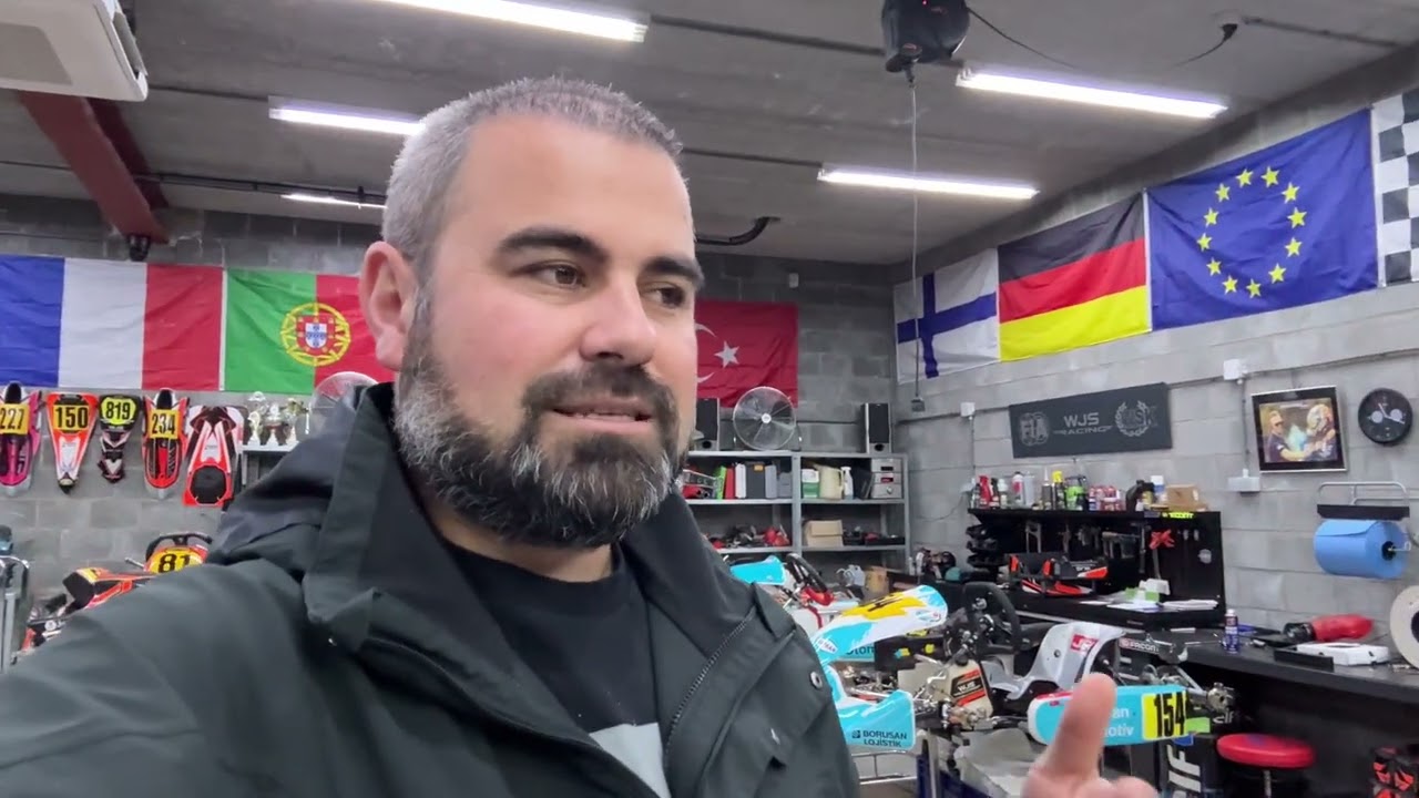 Porsche Bakıyoruz, Supercar Bakmaya İsviçre'ye, Karting Teslimat, Ortaya Karışık Vlog | Japonic