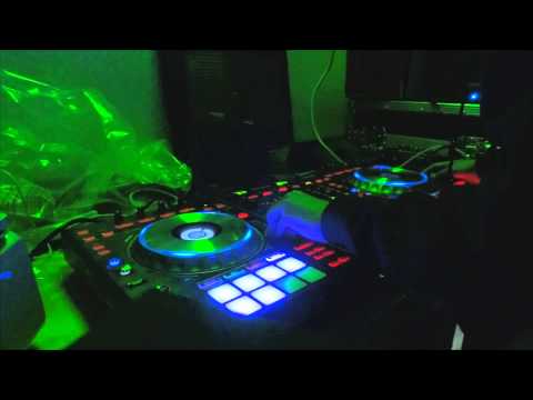 ESK - Meh Wan Curl Up Like Suh (Indian Chutney Live Mix) (Pioneer DDJ-SZ) [Dj Tr3v]