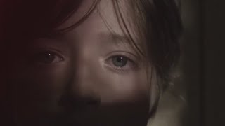 Marianne Faithfull - Falling Back (Official Music Video)