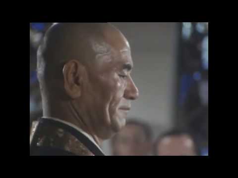 TAISEN DESHIMARU  demonstration de zazen et kinhin