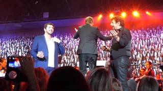 Les 1000 choristes, duo Patrick Fiori et Patrick Bruel, Corsica