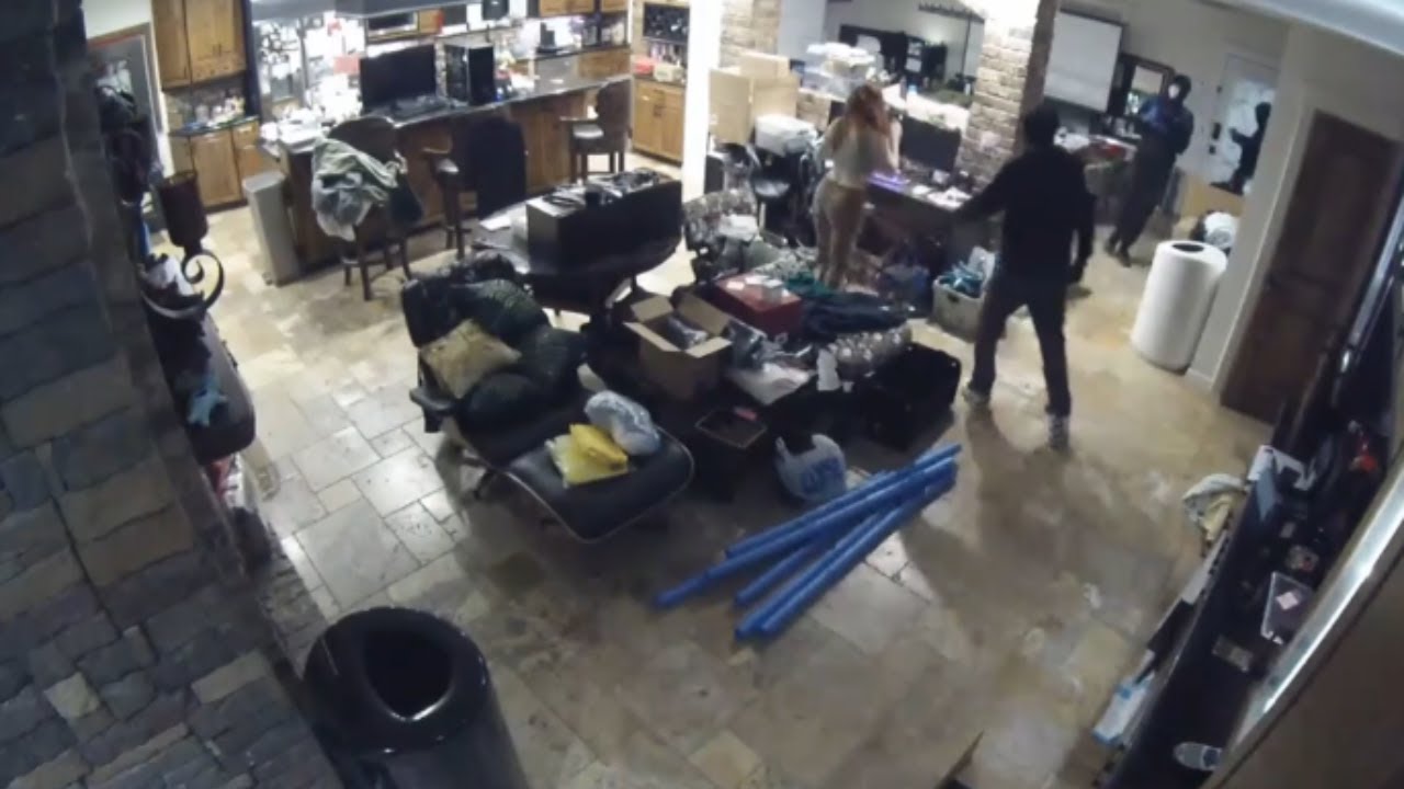 When Rich People Don't Pay For Security