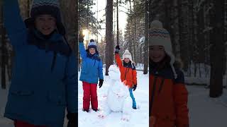 Winter Fun with a Snow Dinosaur! 🦖#SnowDinosaur #WinterAdventure #SnowDayFun #KidsInSnow #snowart