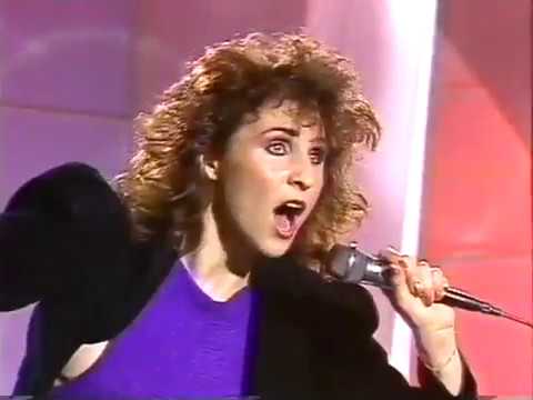 Mariella Farré   Love me or leave me