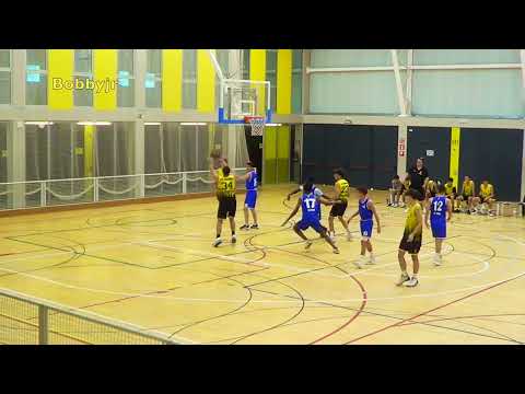 CEB NAVARCLES JUNIOR NEGRE  vs CB RODA 22-23