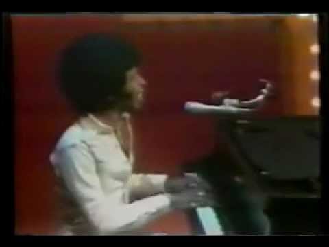 Sly and The Family Stone... If You Want Me To Stay