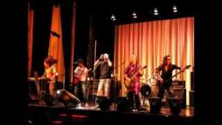 Parikrama-Am i dreaming(Lyrics)