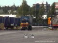 Trucks in Turku in May 2002 In mei 2002 waren we op de terugweg van Finland naar Nederland. We namen de boot vanaf Turku en moesten daar (lang) wachten voordat deze vertrok.
We gebruikten de wachttijd om het vele vrachtverkeer vast te leggen (Kitolinja, ASG e.a.)
Ook zagen we hoe een vrachtwagen op een wagon werd gereden. In May 2002 we were on our way back from Finland to The Netherlands.
We took the ferry from Turku to Stockholm and during our waiting time in Turku we documented the many trucks passing by here.
(Kitolinja, ASG and others). We also see a truck being loaded onto a wagon.