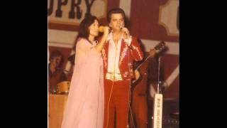 Conway Twitty and Loretta Lynn: Don&#39;t Mess Up a Good Thing