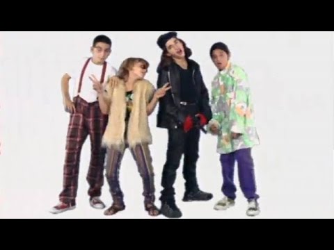download lagu mp3 mp4 La Edad Del Pavo Letra, download lagu La Edad Del Pavo Letra gratis, unduh video klip La Edad Del Pavo Letra