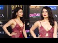 Hottie RADHIKA Madan Takes The Shadow From Deepika With Her BOLD LOOK IIFA Awards 2K19