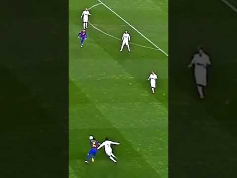 Ronaldo destroyed Messi