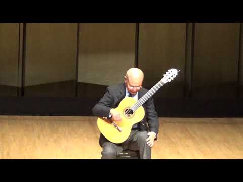 Kazuo Uehara plays Valsa Choro by Villa Loboss and Capricho Catalan by I. Albeniz.