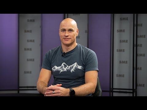 Analytik Karpiš: Investori sa začali báť Ameriky, sťahujú kapitál a kupujú zlato