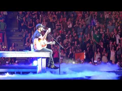 Luke Bryan "Drink a Beer" Live Edmonton Alberta, 2nd Sold Out Show