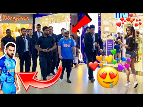 WHEN A CRICKETER ENTER AIRPORT WITH 50 BODYGUARD | Amazing Girls Reaction 😍| Bodyguard Experiment 3