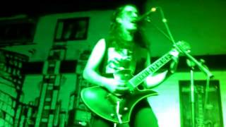 Witchtrap - Disturbing the dead en cali 20/12/2014