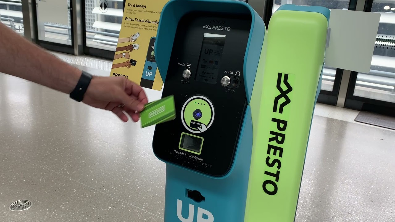 How to get from Pearson Toronto International Airport to Downtown Toronto using the UP Express