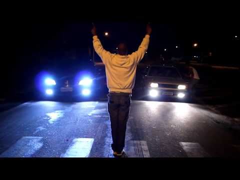 THE POLICE SAW THE MOTORCYCLE AND CAME AFTER IT