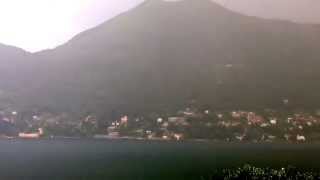 preview picture of video 'Moltrasio - Como - Giugno 2014 - Temporale in corso'