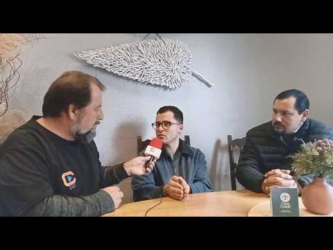 Vereador de Porto Alegre destaca falhas do governo de Eduardo Leite nos eventos climáticos.