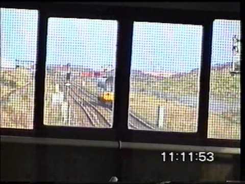 37602 37608 cliff house signalbox 11 10 04.wmv