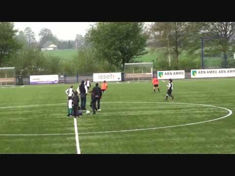 16 april 2011 Victoria E1 - de Meern E1 2e helft.wmv