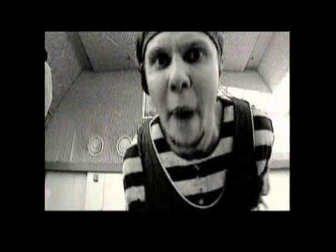 Must Q & Elektra | Põrklev Bugi