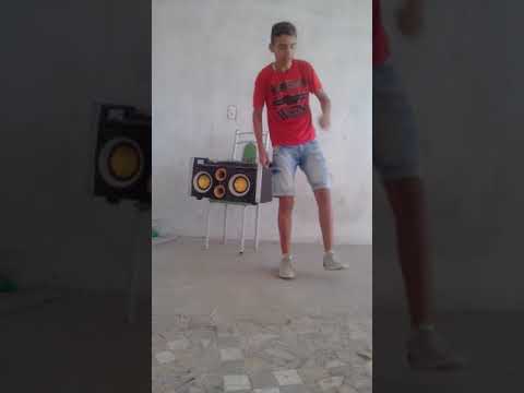MC Kitinho , MC Kalzinho e MC Pesadelo Ritmo Das Comunidade