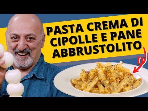 Pasta with creamy onions and toasted bread