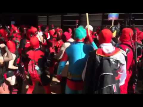 Dragoncon 2015 Deadpool Gangnam  style.